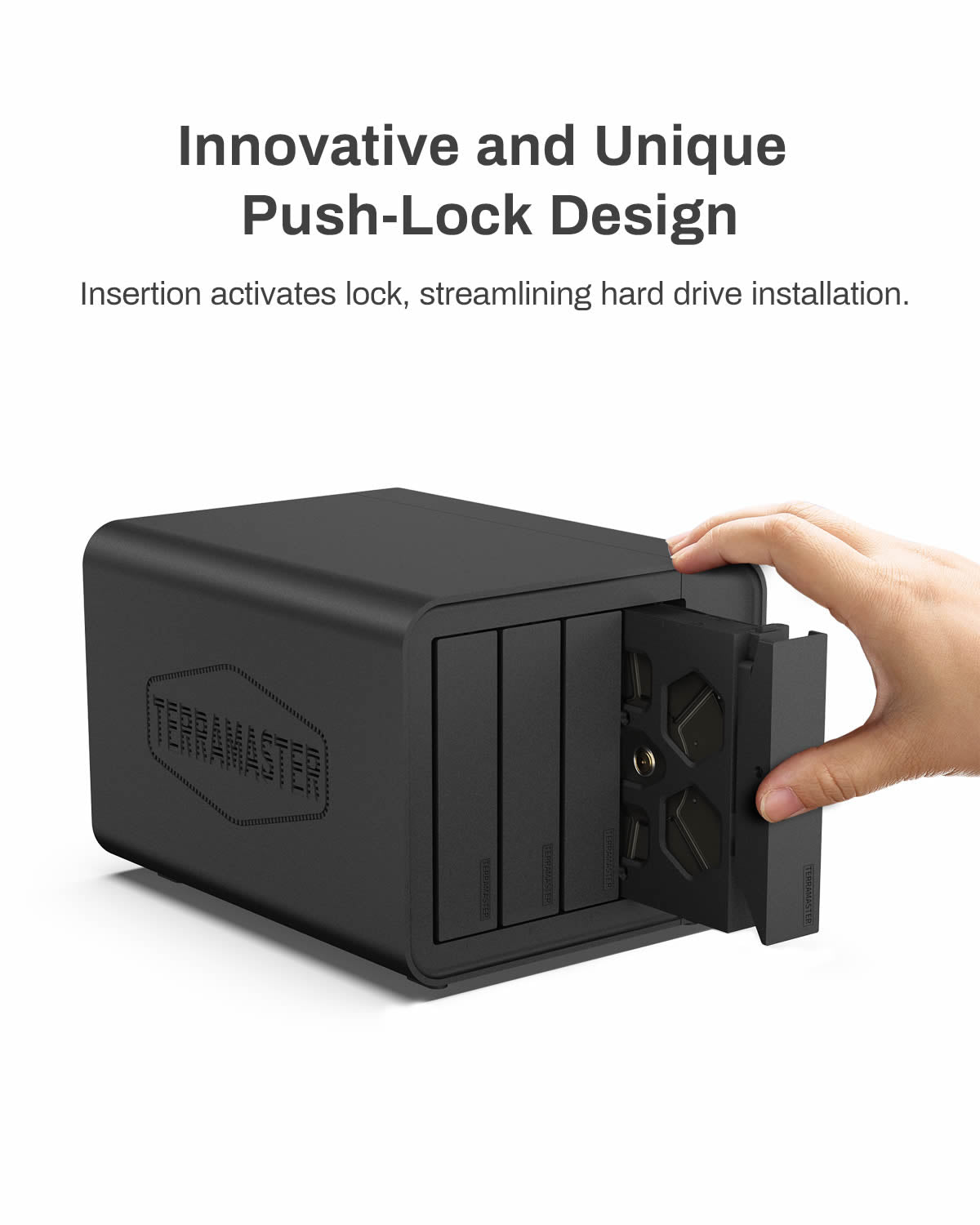 F4-424 Pro 4-Bay NAS
